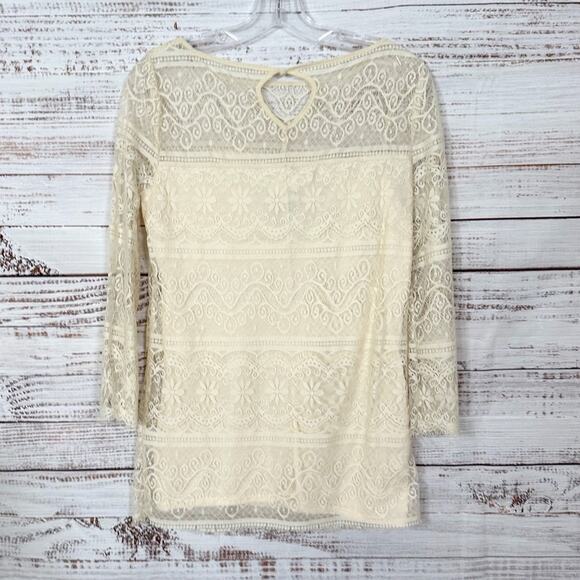 Max Studio Vintage Ivory Lace Illusion Neckline Top, EUC, Size Small - Picture 5 of 9